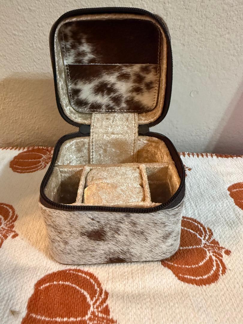 Cards tooled & cowhide jewelry box