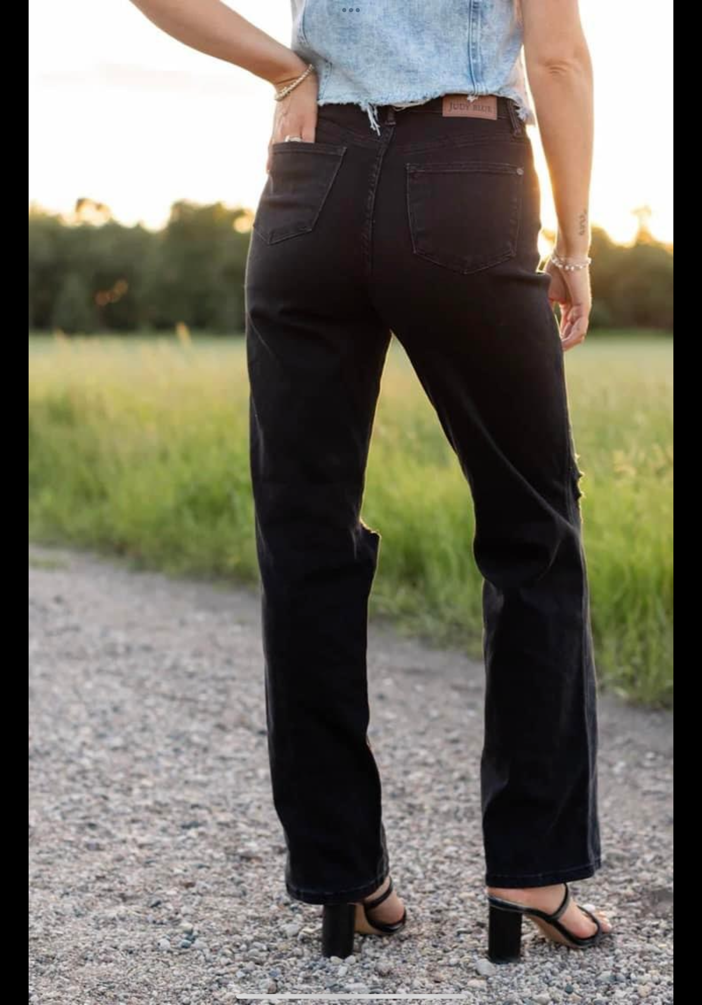JUDY BLUE Jeans
90'S STRAIGHT. HIGH WAIST RIGID FRONT