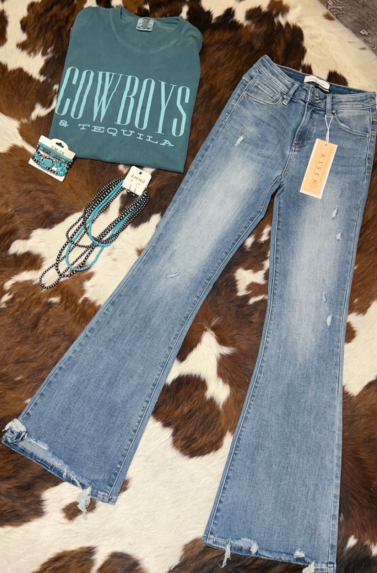 Risen Jeans- High Waist Bootcut jeans