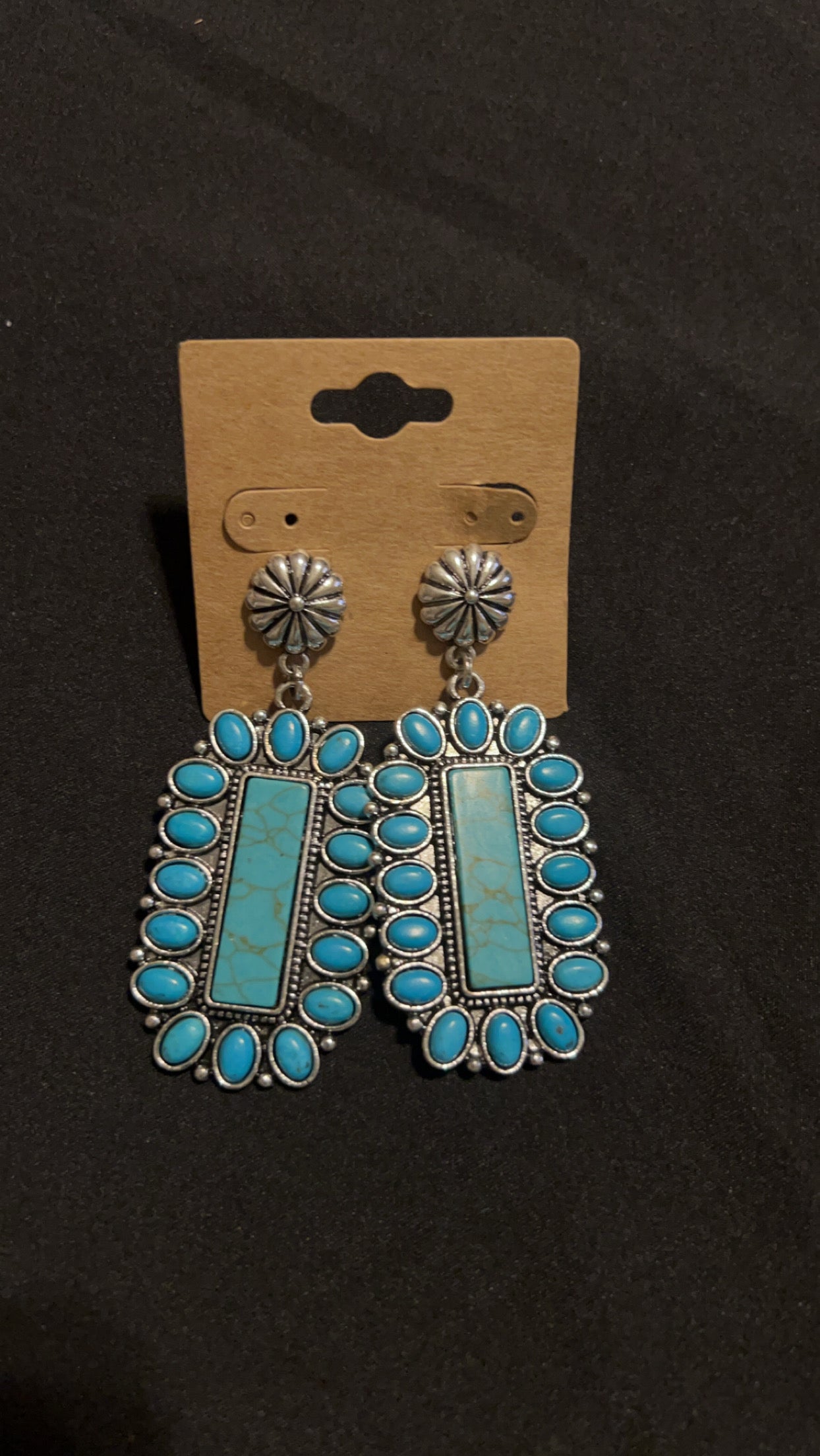 Flashy turquoise earrings