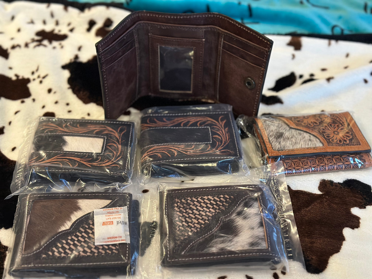 Trifold wallets