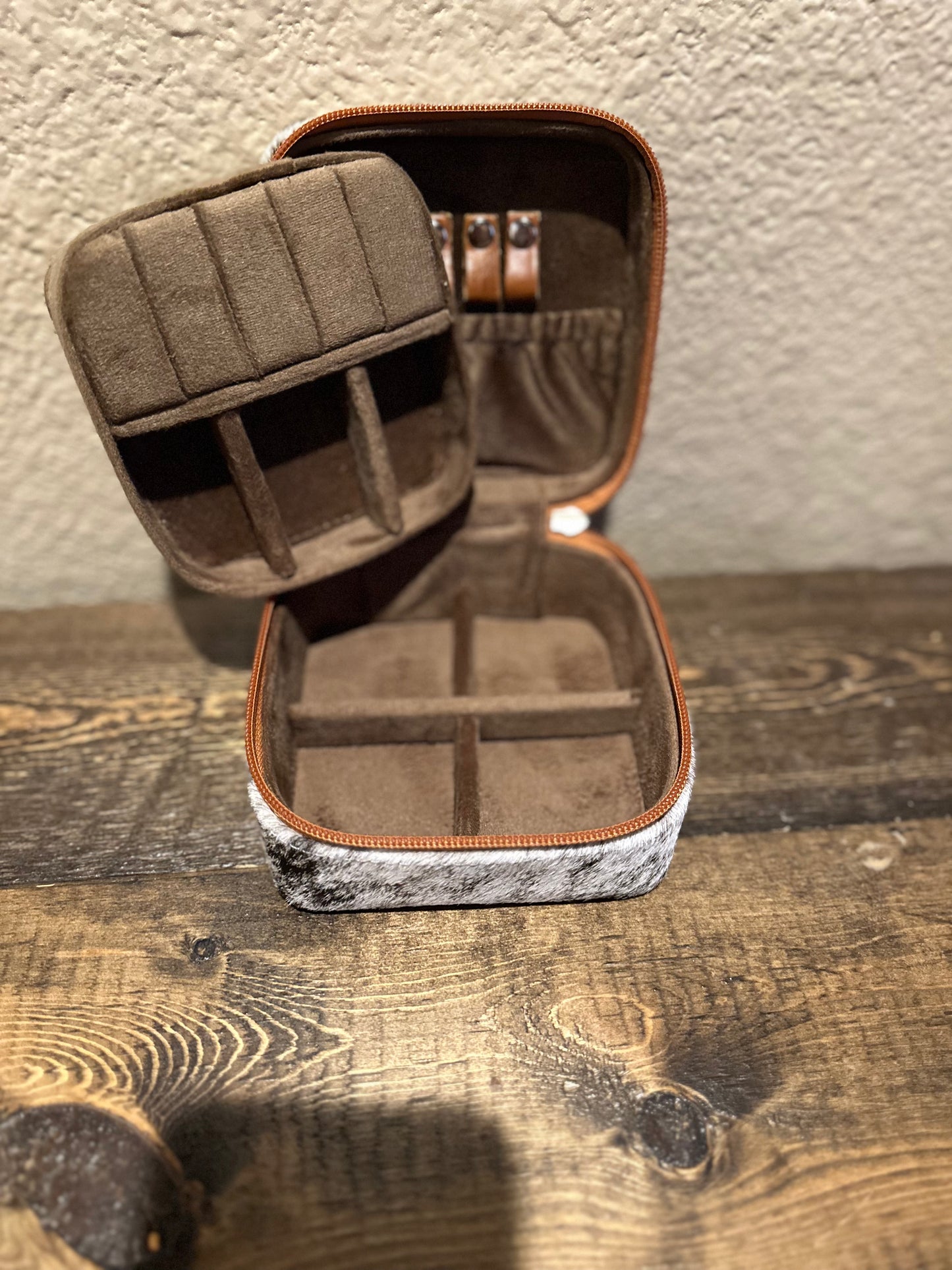 Cowhide Jewelry Box