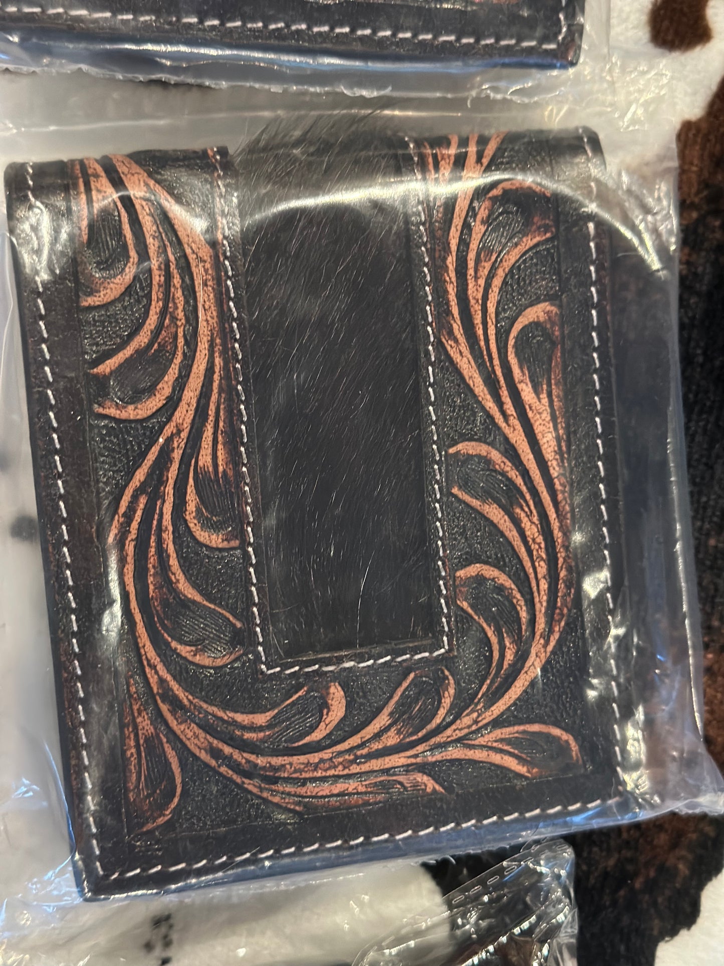 Trifold wallets