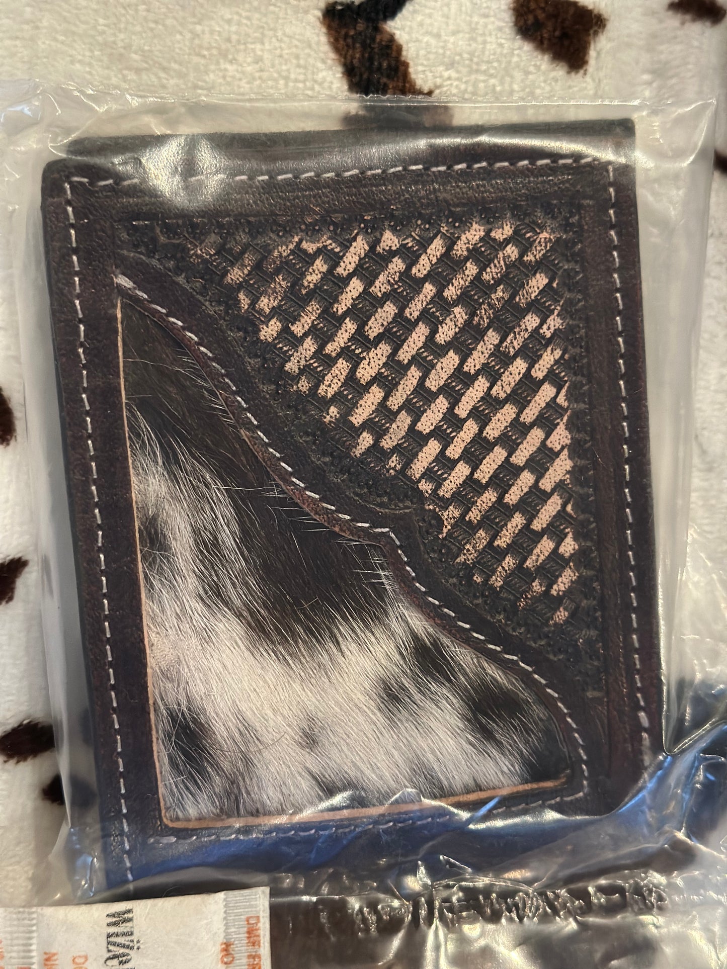 Trifold wallets