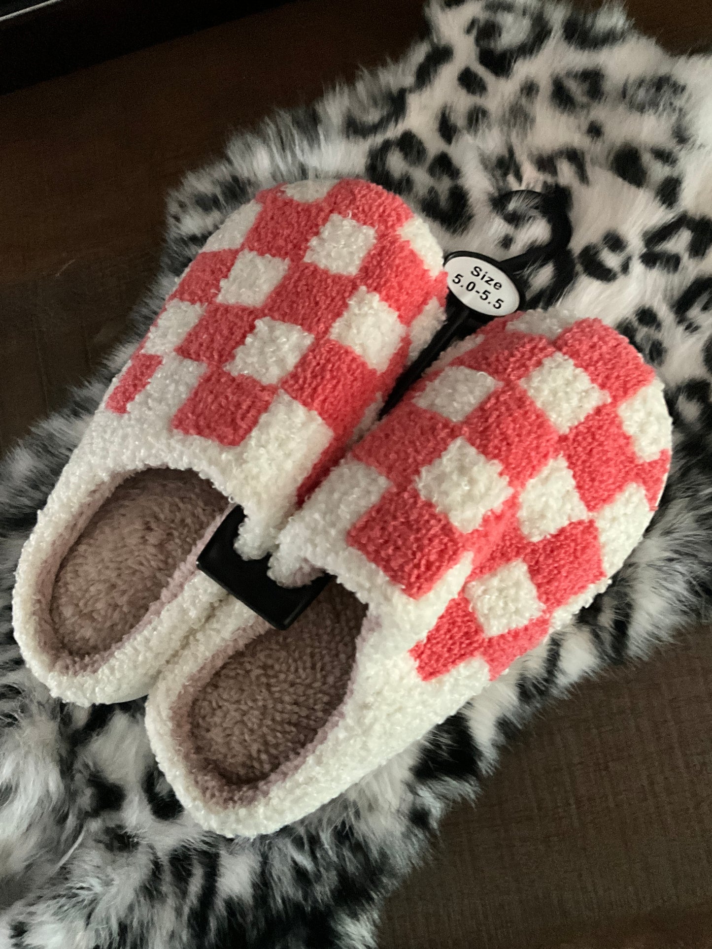 Peach checkered slippers