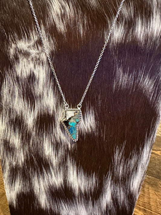 White Buff Turquoise Lightning