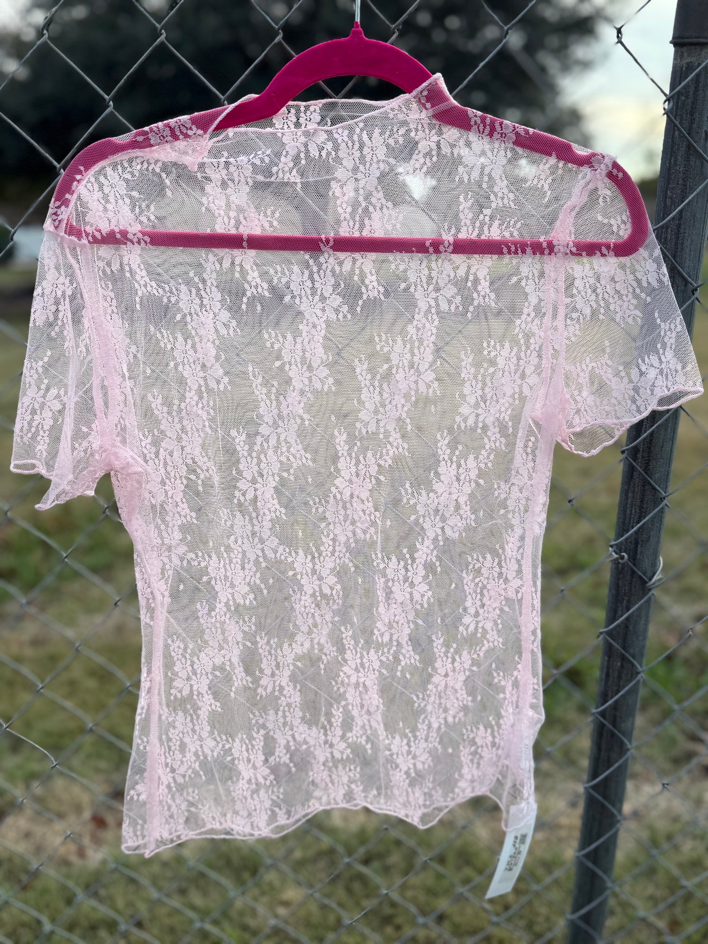 Light pink shortsleeve mesh